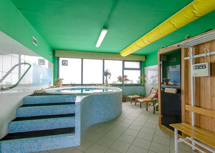 Отель Club Primula 4*