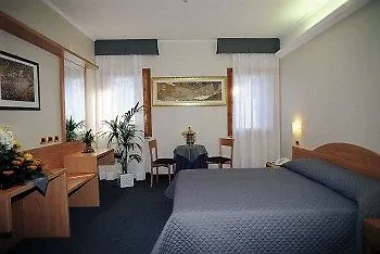 Club Primula 4* Пескассероли